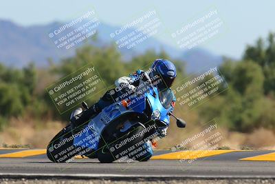 media/Nov-06-2022-SoCal Trackdays (Sun) [[208d2ccc26]]/Turn 7 Set 2 (1050am)/